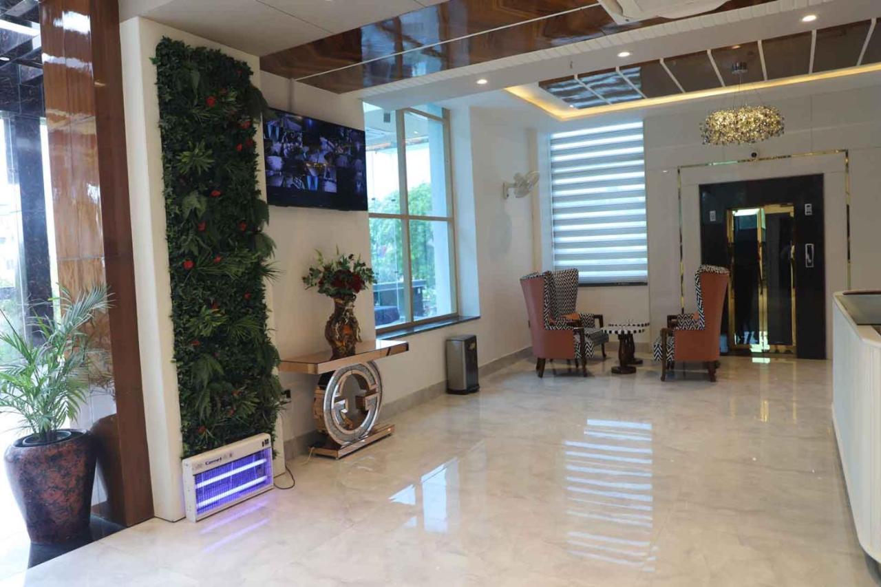 Golden Stone Resorts Alīgarh Zewnętrze zdjęcie