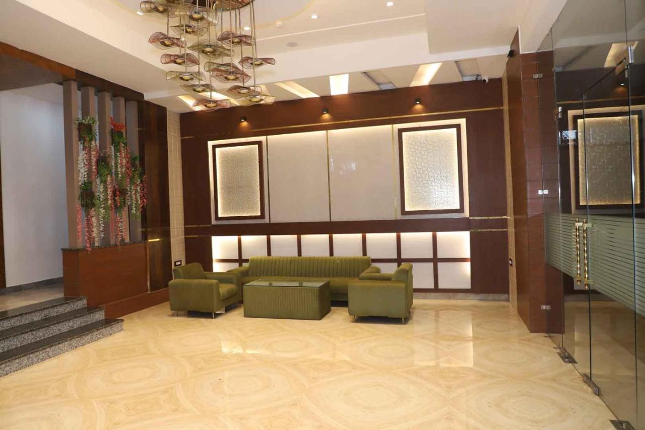Golden Stone Resorts Alīgarh Zewnętrze zdjęcie